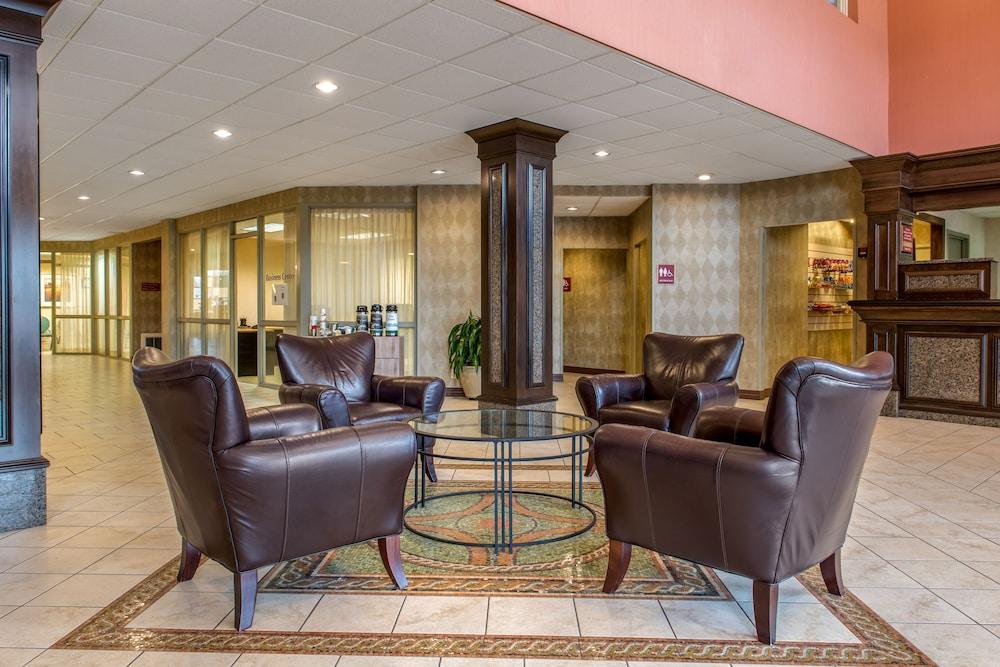 Quality Hotel Conference Center Cincinnati Blue Ash Exterior photo